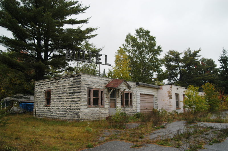 Ishpeming Motel (Uknown) - Sept 2003 Photo